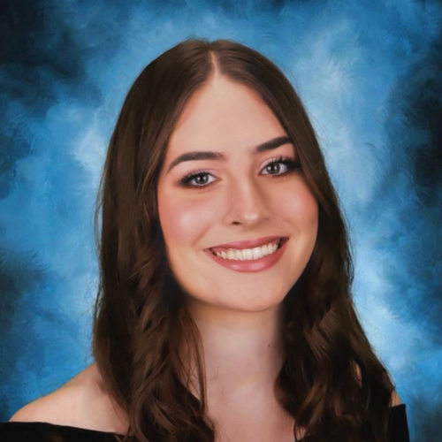 Ella Meek headshot