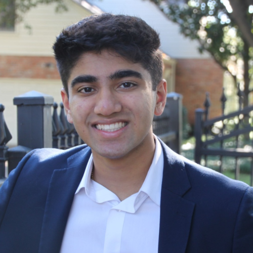 Varun Mukund headshot